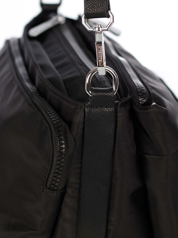 Manoslibres_mujer_2278_negro