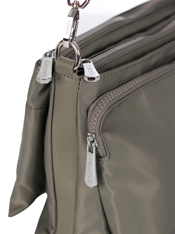 Manoslibres_mujer_2278_verde