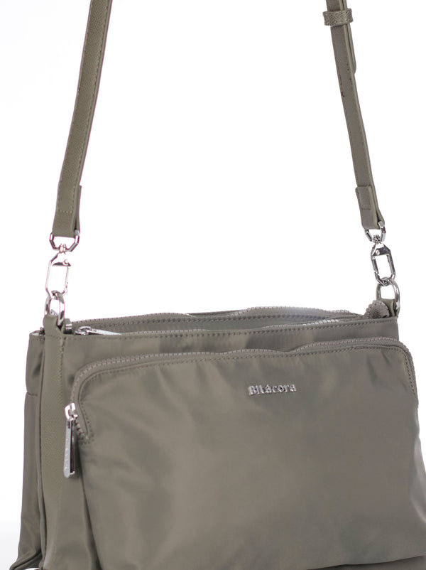 Manoslibres_mujer_2278_verde